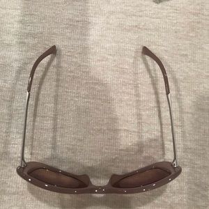 chanel sunglasses with flowers on side